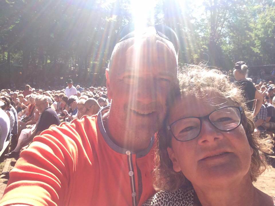 Værterne af Skagenferien, Rikke og Ivan.